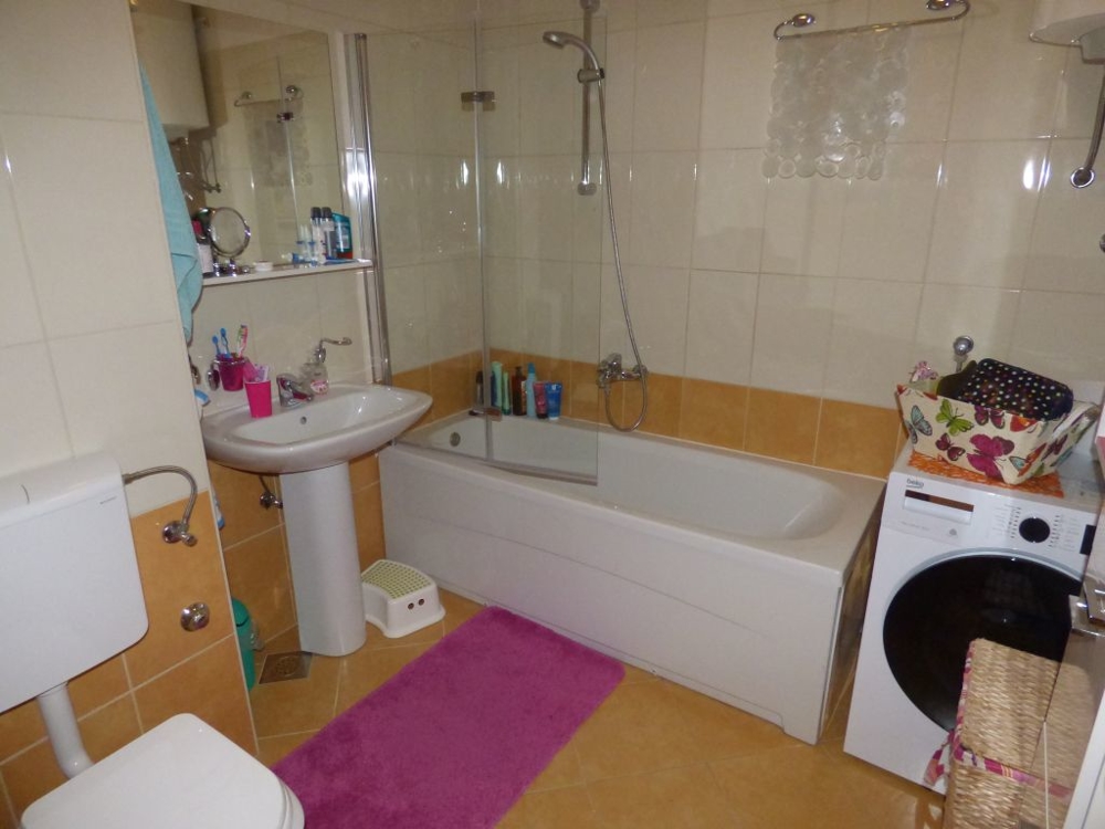 Bagno dell'appartamento A1493 in Croazia - Panorama Scouting.