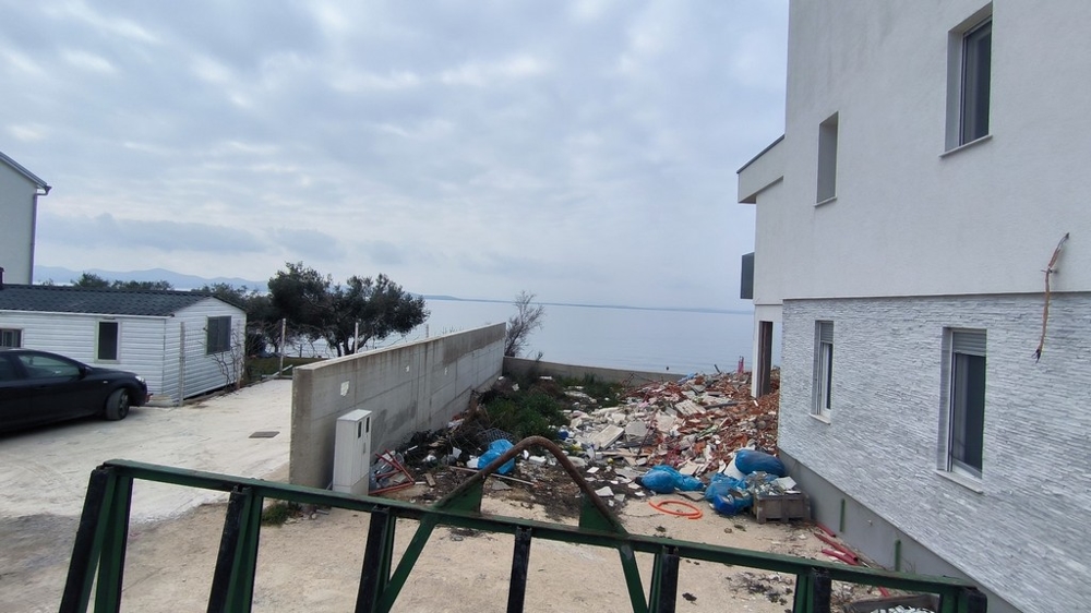 Vista mare dal piano terra.