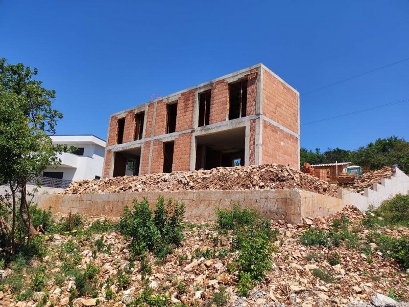 Casa bifamiliare con vista mare in Croazia