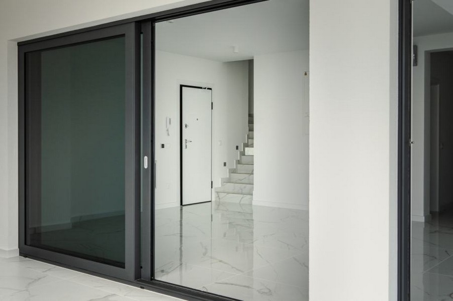 Grandi porte scorrevoli