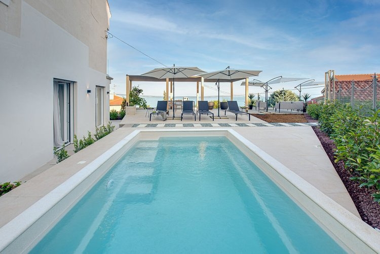 Piscina dell'immobile A3007 in Croazia.