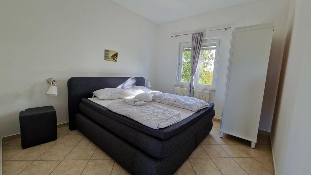 Camera da letto con finestra