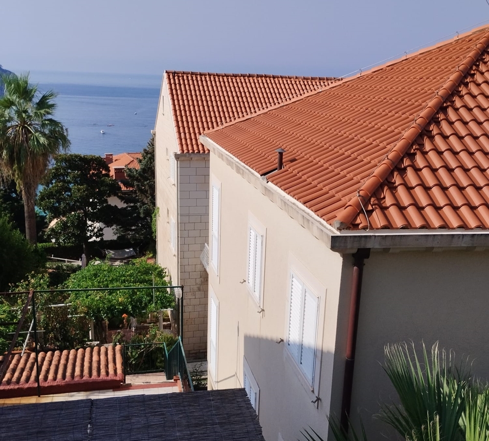 Appartamento curato con vista sul mare - immobili Croazia