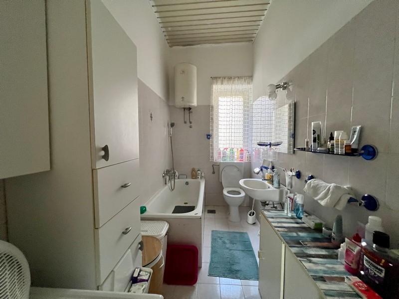Bagno con vasca.