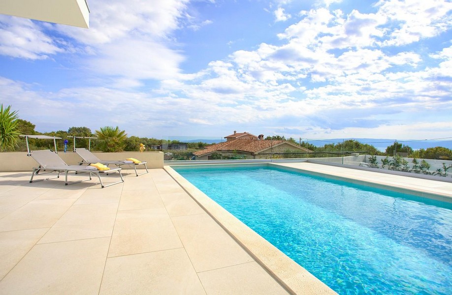 Appartamento con piscina in vendita in Croazia - Panorama Scouting A3446.