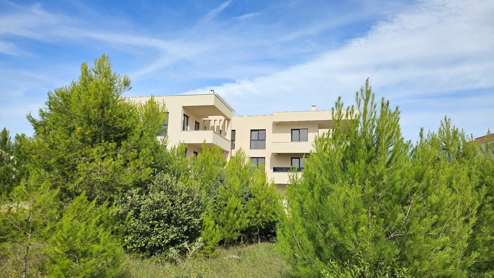 Edificio nuovo a Privlaka, Croazia - Panorama Scouting A3489.