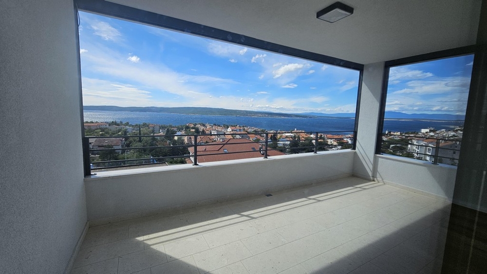 Terrazza coperta con vista mare