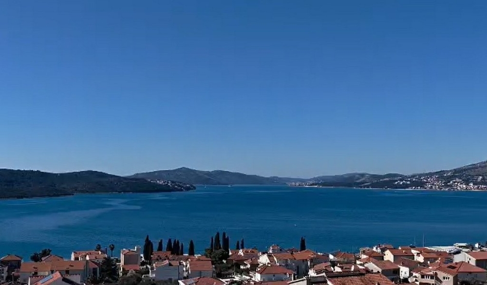 Vista sulla baia e sul mare