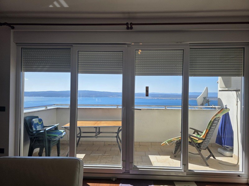 Vista mare dalla zona giorno dell'immobile A3596 vicino a Crikvenica, Quarnaro.