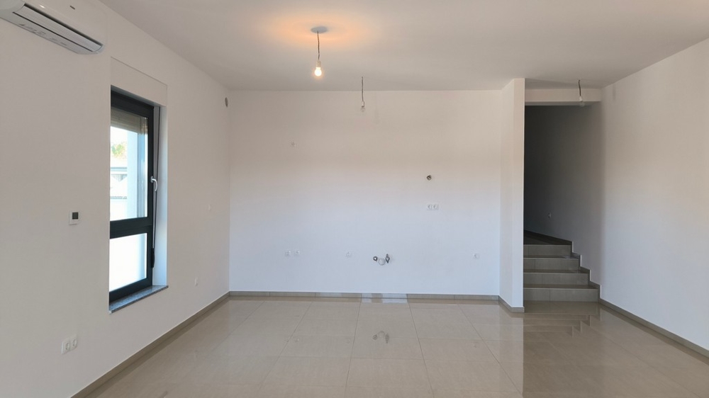 Zona giorno luminosa con aria condizionata