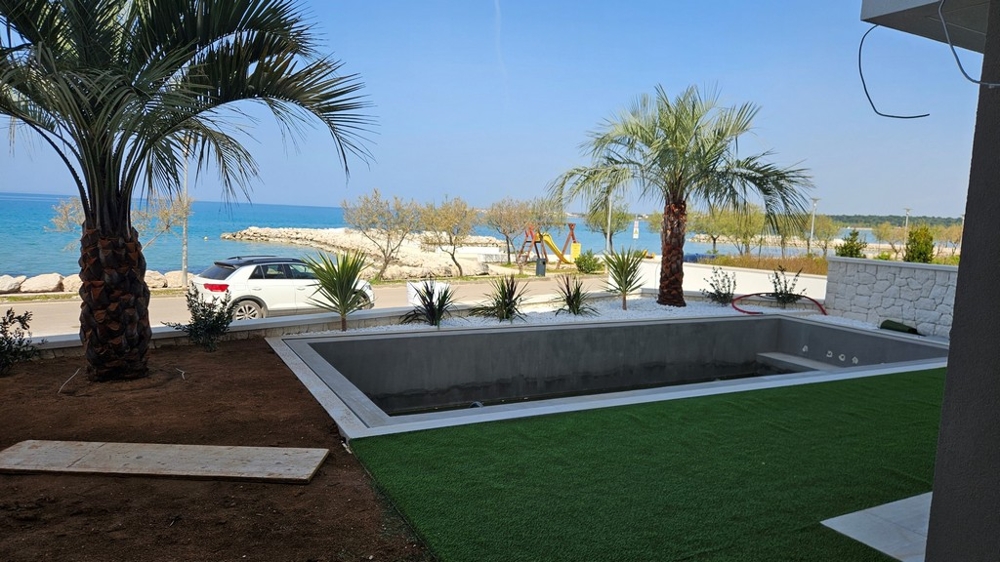 Appartamento con piscina in vendita in Croazia - Panorama Scouting A3693.