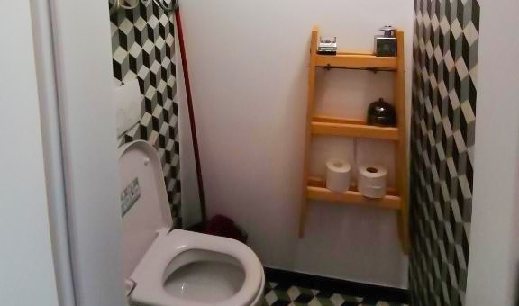 WC nel piccolo bagno.