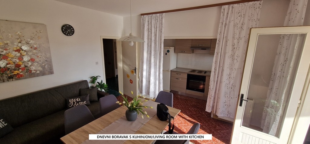 Zona giorno con cucina