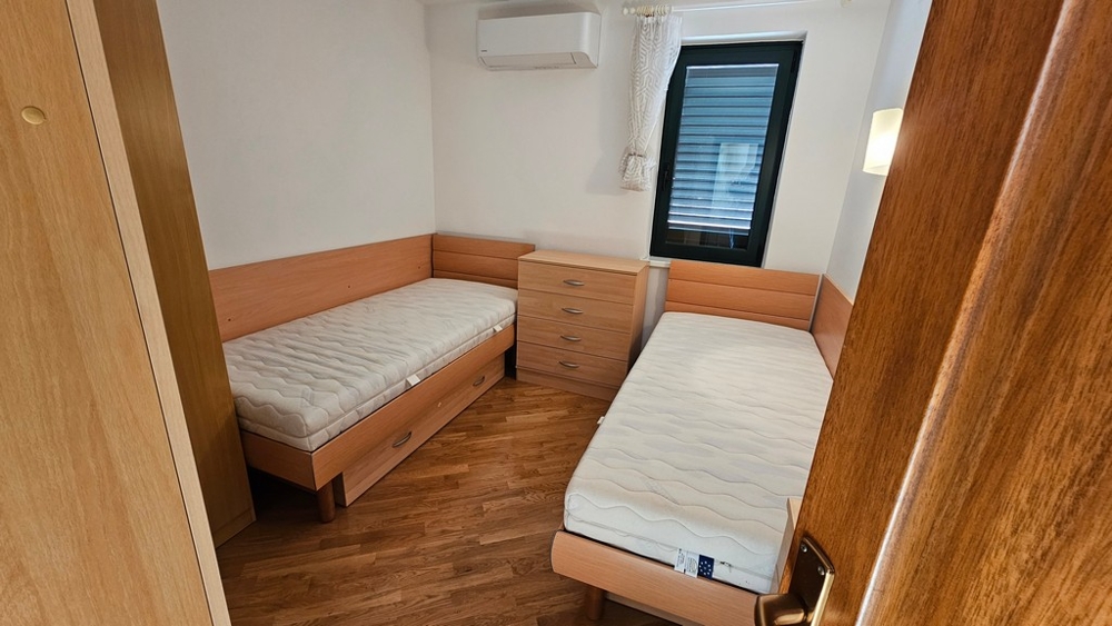 Cameretta con due letti singoli