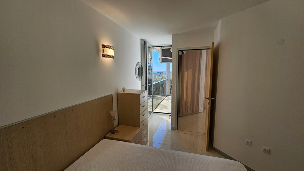 Camera da letto con accesso alla terrazza