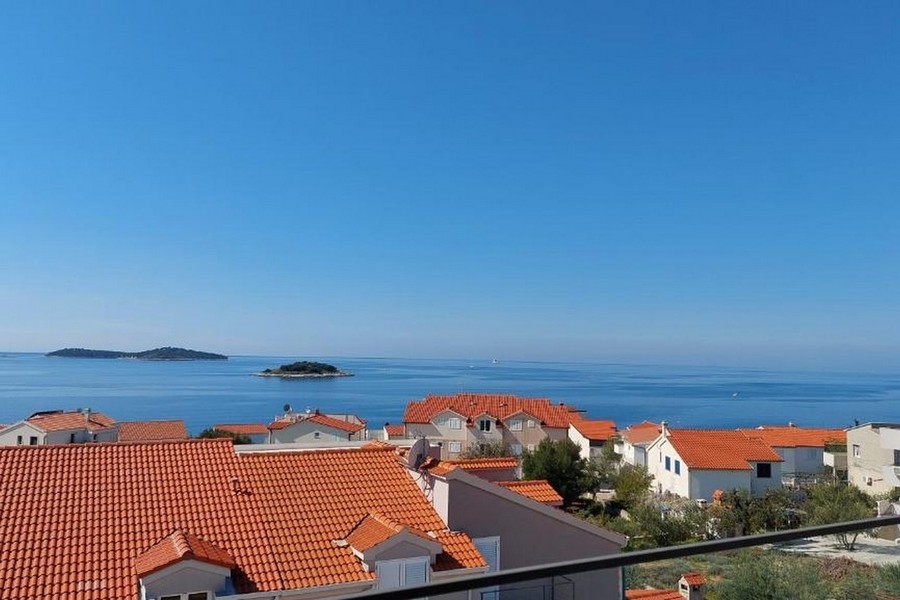 Vista mare dell'appartamento A3878, in vendita a Rogoznica, Croazia - Panorama Scouting.