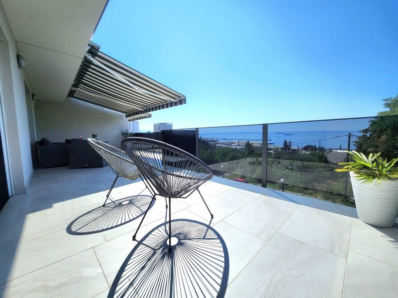 Appartamento con terrazza e vista mare a Rijeka, Quarnaro
