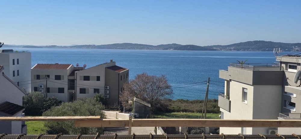 Vista mare da un appartamento di nuova costruzione in Croazia