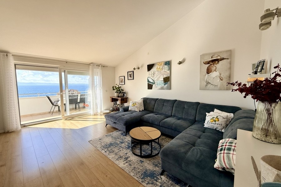 Appartamento con vista mare in vendita a Split, Dalmazia.