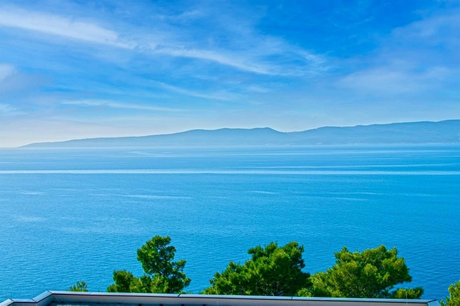 Appartamento con splendida vista mare in Croazia in vendita.