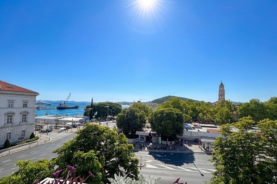 Appartamento con vista mare a Split con vista sul porto e sul centro storico