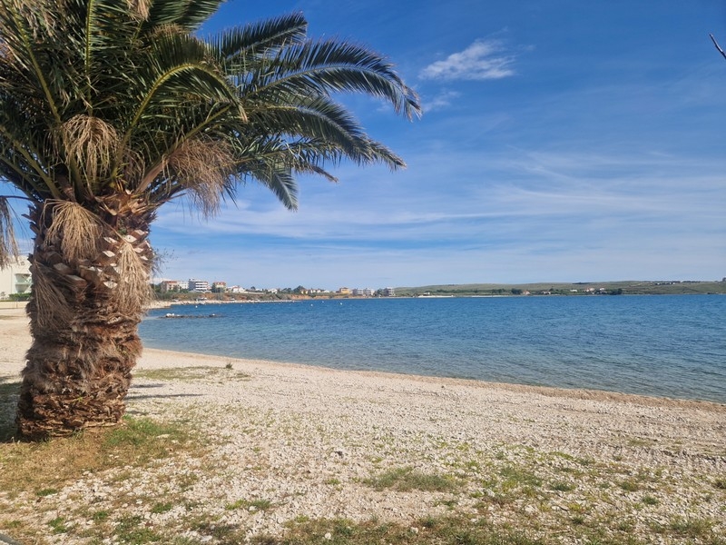 Progetto di nuova costruzione con vista mare a Povljana