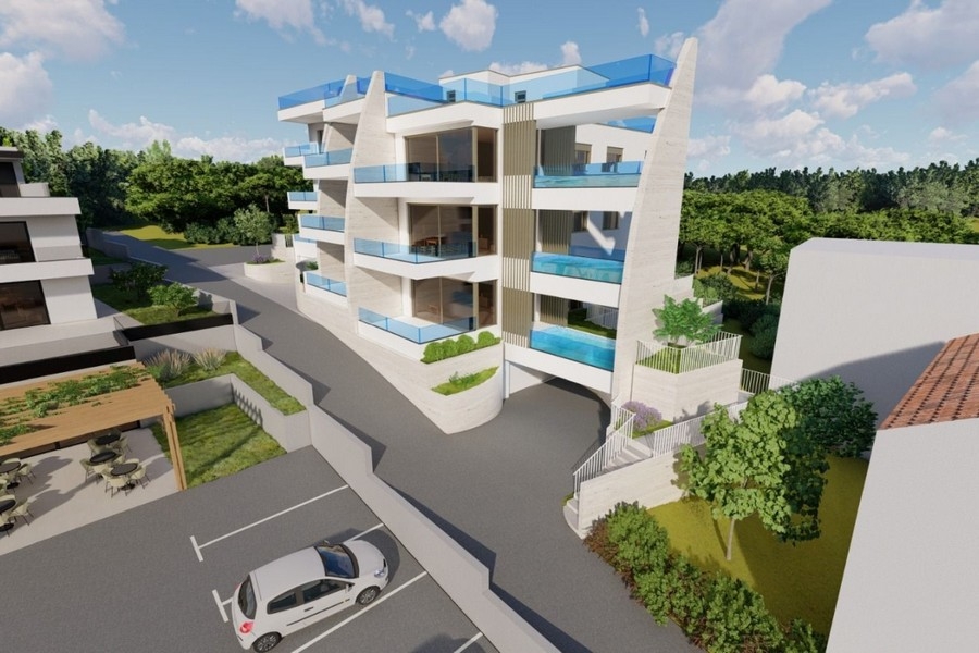 Condominio con giardino e area esterna