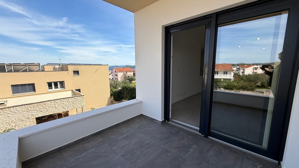 Terrazza coperta con porta scorrevole
