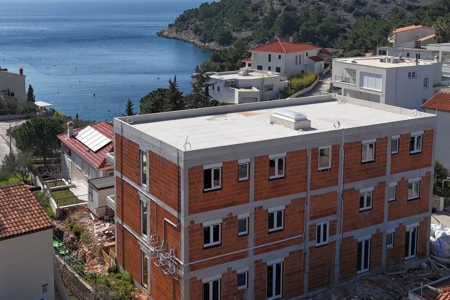 Edificio nuovo con vista mare a Rogoznica