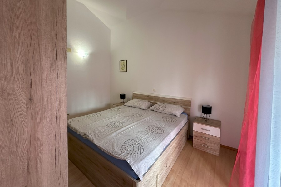 Altra camera da letto con letto matrimoniale