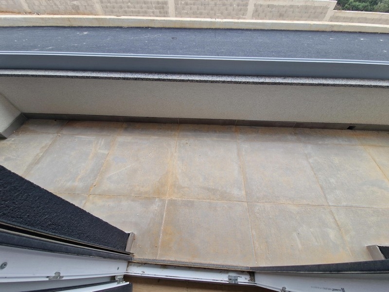 Terrazza coperta dell'appartamento al piano terra