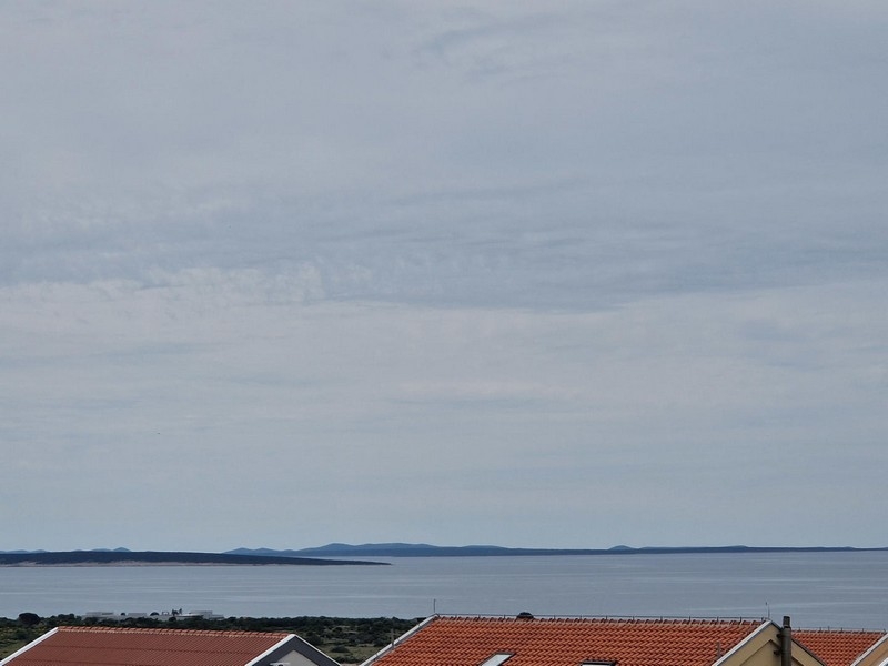 Appartamento di nuova costruzione con vista mare a Novalja