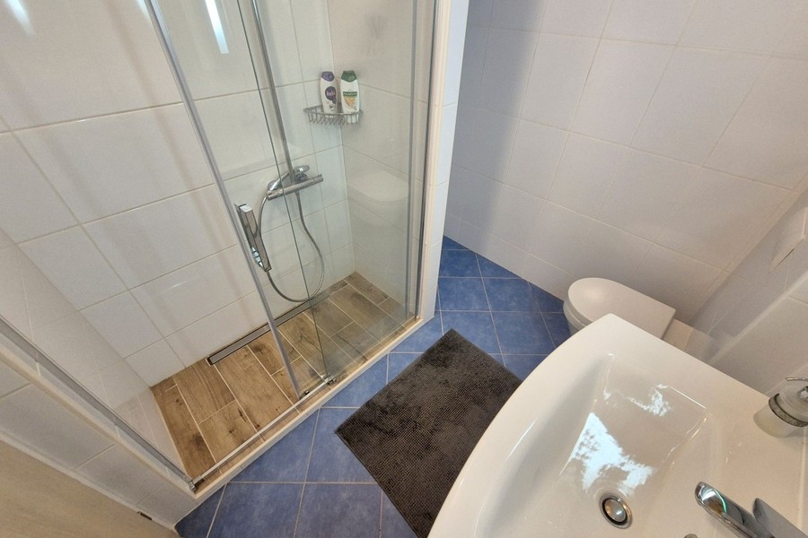 Bagno con doccia