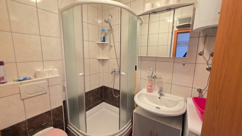 Bagno con doccia in Croazia
