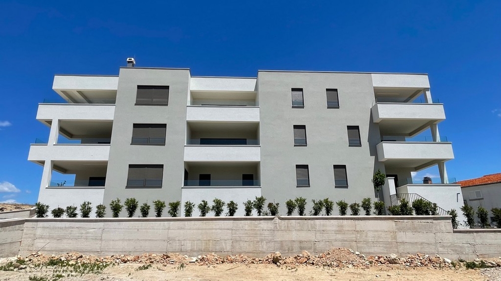 Vista esterna del nuovo condominio a Vodice