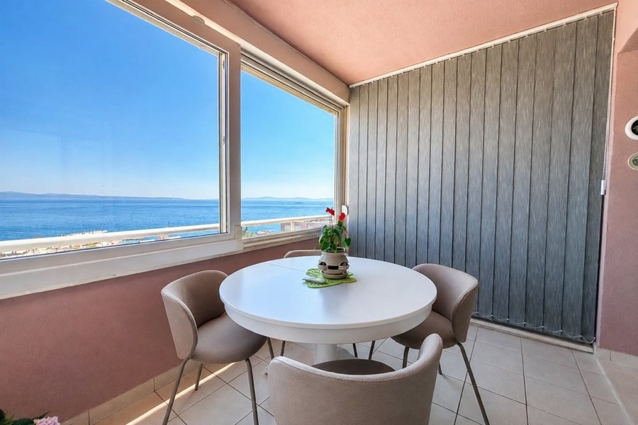 Loggia con zona salotto e vista mare a Split Croazia