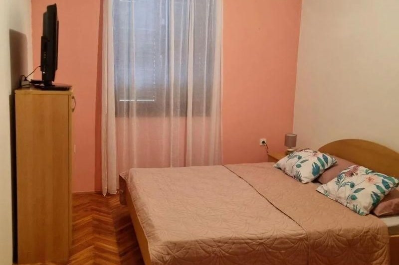 Camera da letto dell'appartamento arredato A4115 in Croazia