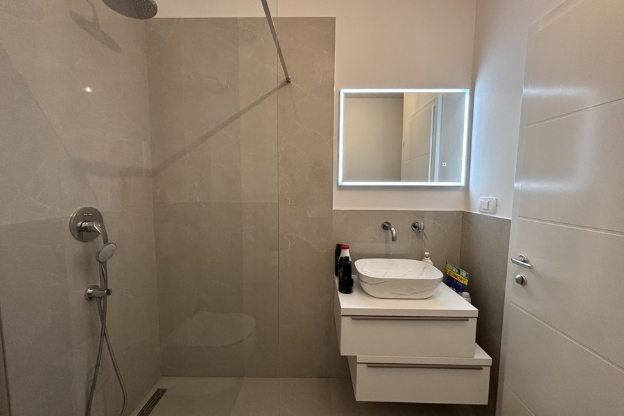 Bagno dell'attico sull'isola di Ciovo