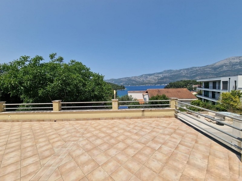 Terrazza con vista sul mare e sulla penisola di Peljesac