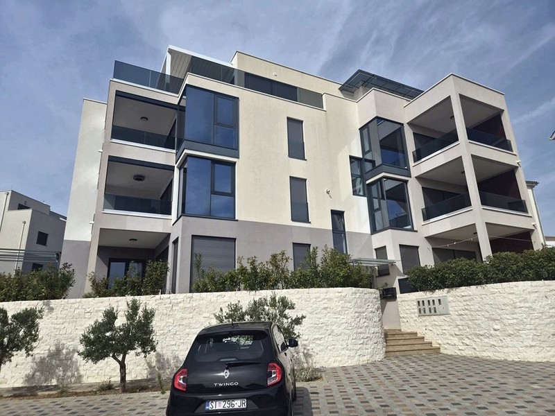 Esterno dell'edificio residenziale moderno