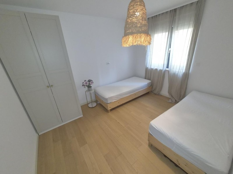 Seconda camera da letto con due letti singoli
