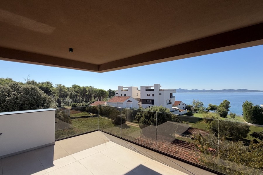 Appartamento di nuova costruzione con vista mare vicino a Zadar
