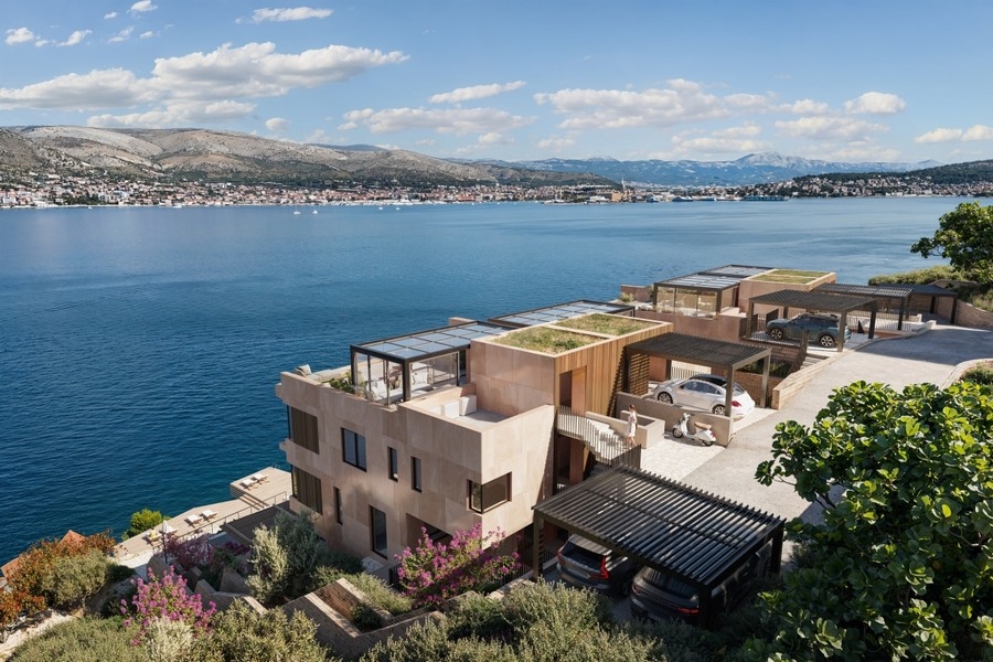 Terrazze sul tetto con vista su Trogir e sul mare