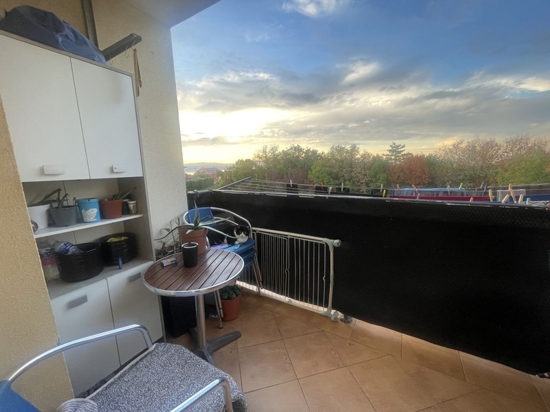 Appartamento su due piani con balcone a Malinska, Isola di Krk