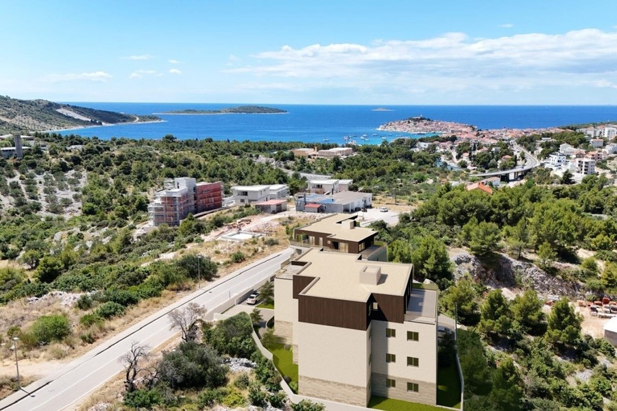 Rendering: nuovo edificio completato con mare e centro storico