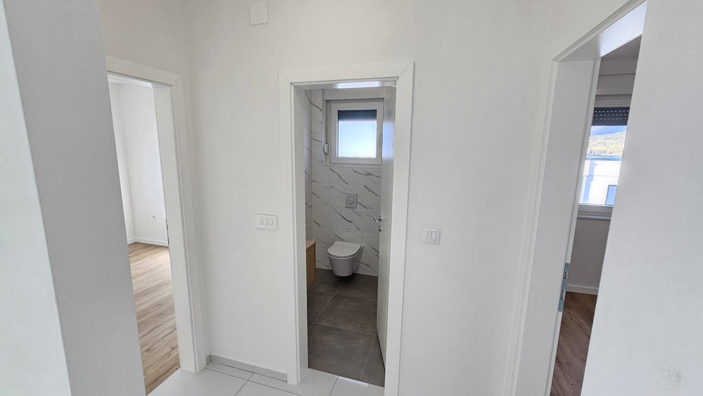 Corridoio con vista sul bagno