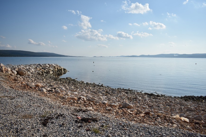 Spiaggia direttamente sul terreno a Sukosan