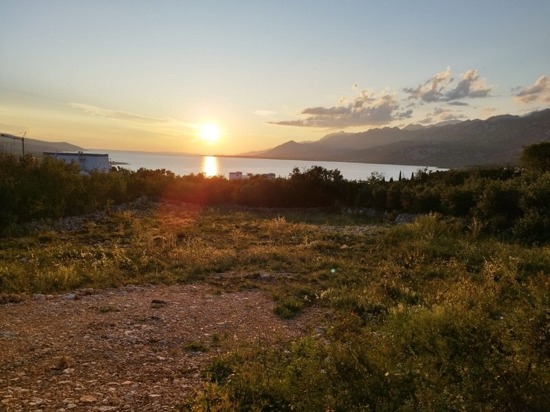 Tramonto dal terreno G462, in vendita.