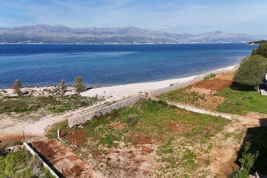 Terreno sul mare in vendita in Croazia.