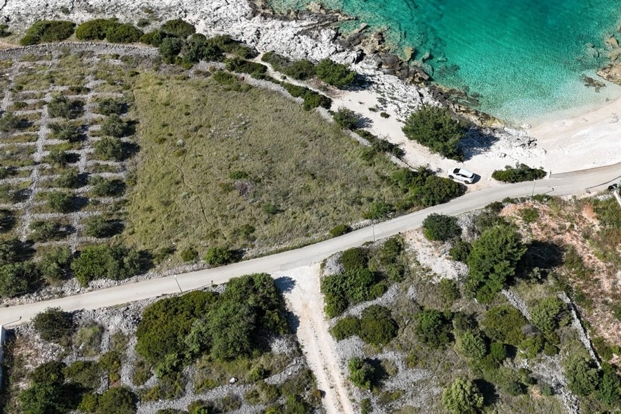 Terreno edificabile sul mare turchese in Croazia